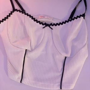 Cute White and Black Crop top w/ Small Bow